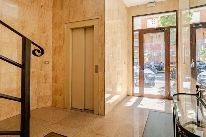 Luz Natural Madrid Apartment